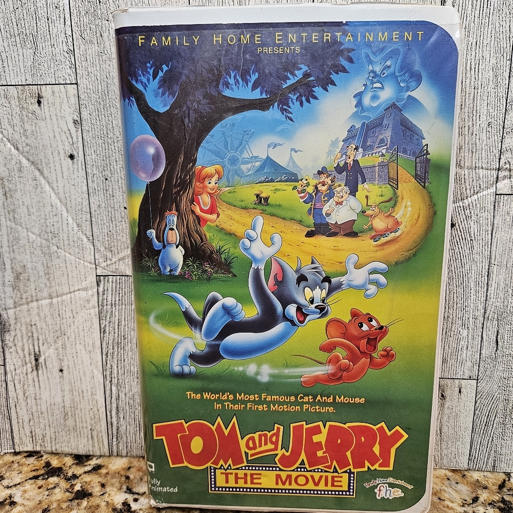 Tom and Jerry The Movie VHS Clamshell 1992 Family Movie Night Cartoon